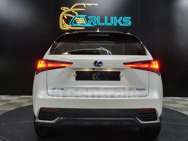 Lexus NX 300 h 145 kW image number 5