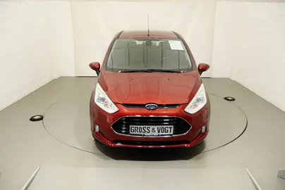 Car image 3