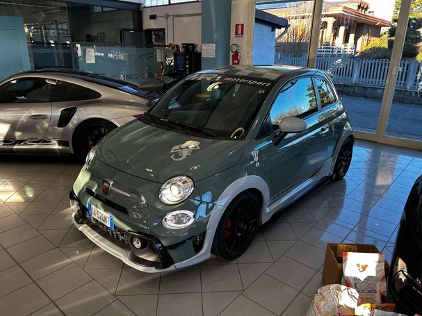 Abarth 695 132 kW image number 1