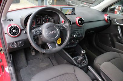 Car image 37