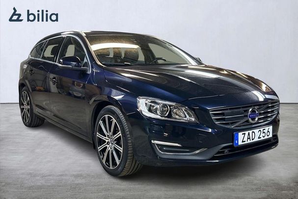 Volvo V60 AWD D5 172 kW image number 20