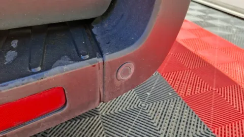 Car image 27