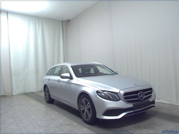 Mercedes-Benz E 220 d T Avantgarde 143 kW image number 2