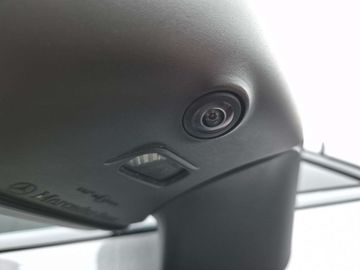 Car image 36