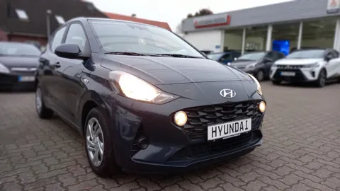 Car image 15