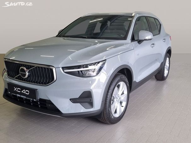 Volvo XC40 B3 Core 120 kW image number 1