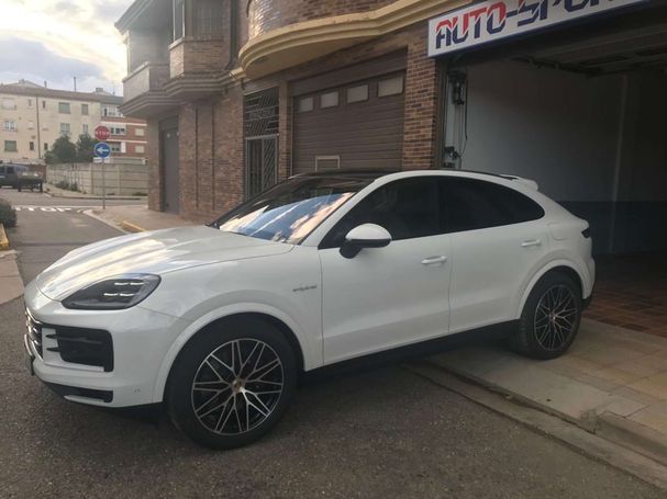 Porsche Cayenne Coupé E-Hybrid 346 kW image number 1