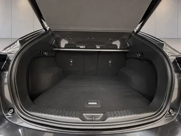 Car image 43