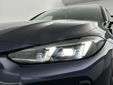 Car image 38