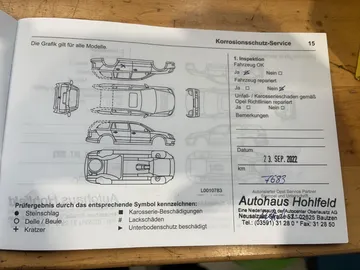 Car image 25