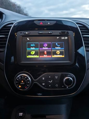 Renault Captur 66 kW image number 3