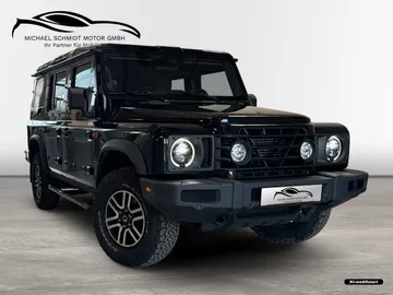 Car image 4