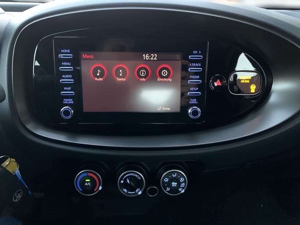 Toyota Aygo X 1.0 VVT-i 53 kW image number 12