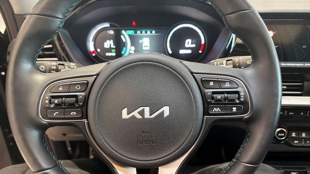 Kia Niro e 64 kWh 150 kW image number 19