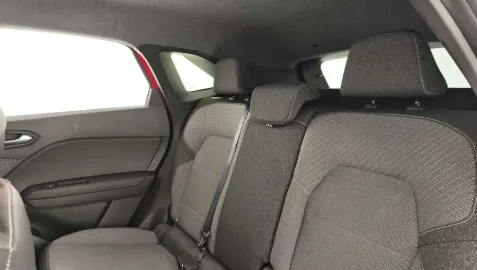 Car image 25