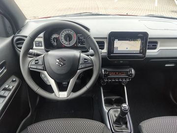 Car image 16