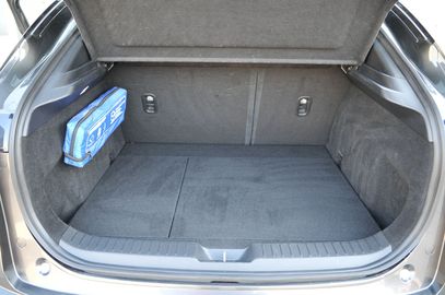 Car image 36