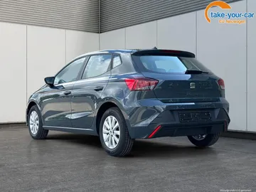 Car image 30