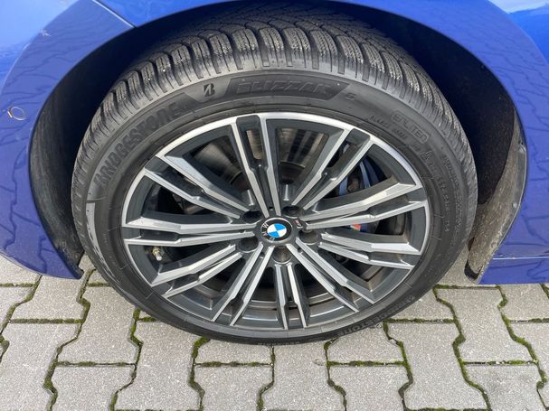 BMW 330 e M Sport 215 kW image number 10