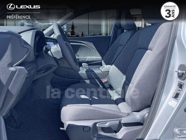 Lexus LBX 1.5 100 kW image number 16