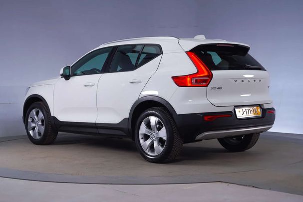 Volvo XC40 T2 95 kW image number 3