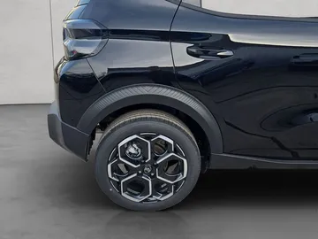 Car image 27