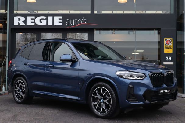 BMW X3 xDrive30e 215 kW image number 2