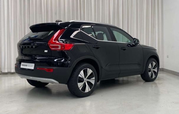 Volvo XC40 Recharge Plug-in Hybrid T4 Inscription Expression 155 kW image number 4