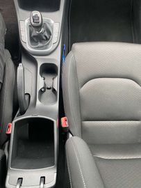 Car image 33