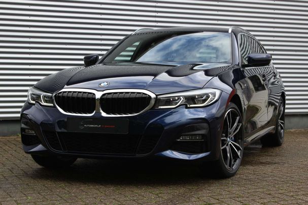 BMW 330 e Touring M Sport xDrive 215 kW image number 1