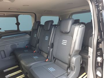 Car image 29