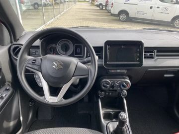 Car image 13