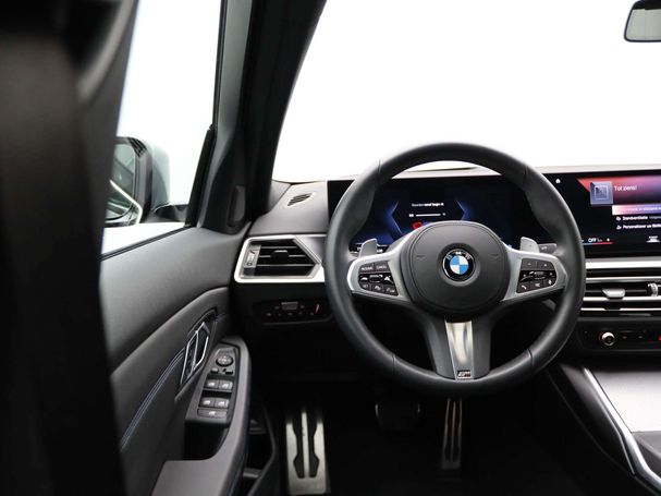 BMW 320i 135 kW image number 29