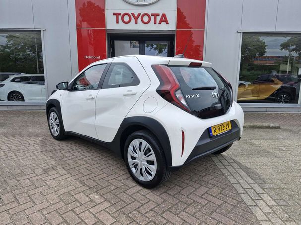 Toyota Aygo X 1.0 VVT-i 53 kW image number 4