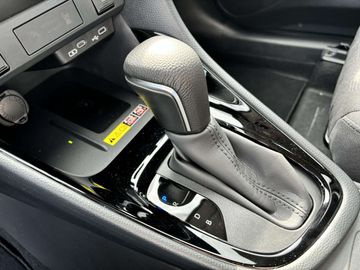 Car image 25