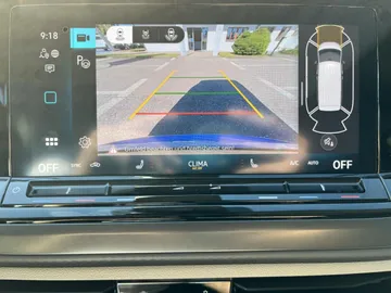 Car image 27