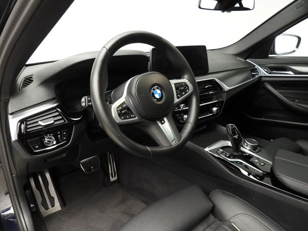 BMW 520i 135 kW image number 6