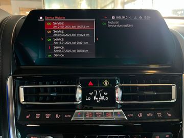 Car image 32