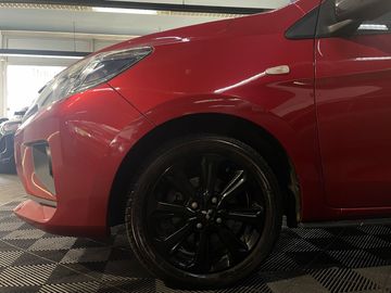 Car image 20