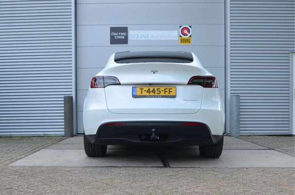 Tesla Model Y Long Range AWD 290 kW image number 9