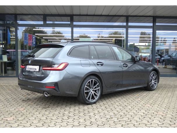 BMW 320d Touring Sport Line 140 kW image number 14