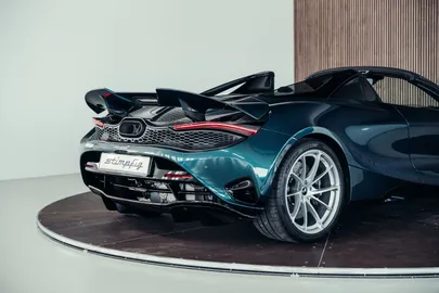 Car image 33