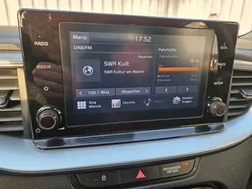 Car image 36