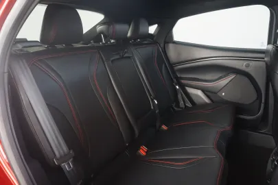 Car image 41