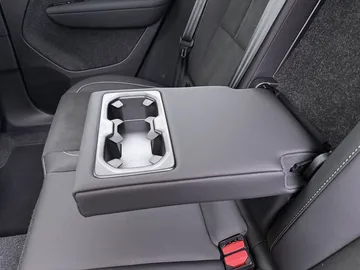 Car image 41