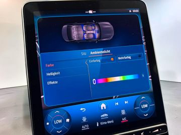 Car image 28
