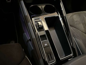 Car image 36