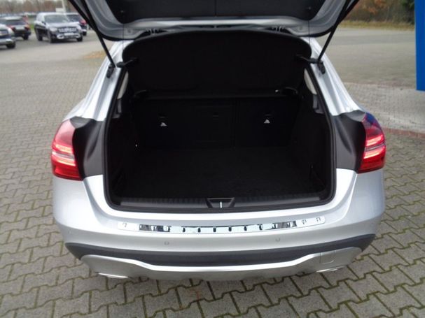 Mercedes-Benz GLA 200 7G-DCT Urban 115 kW image number 6