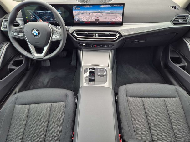 BMW 318i 115 kW image number 11