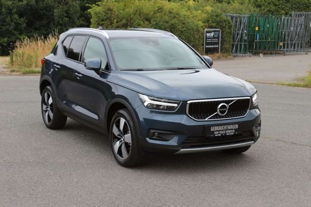 Volvo XC40 T2 Momentum 95 kW image number 4